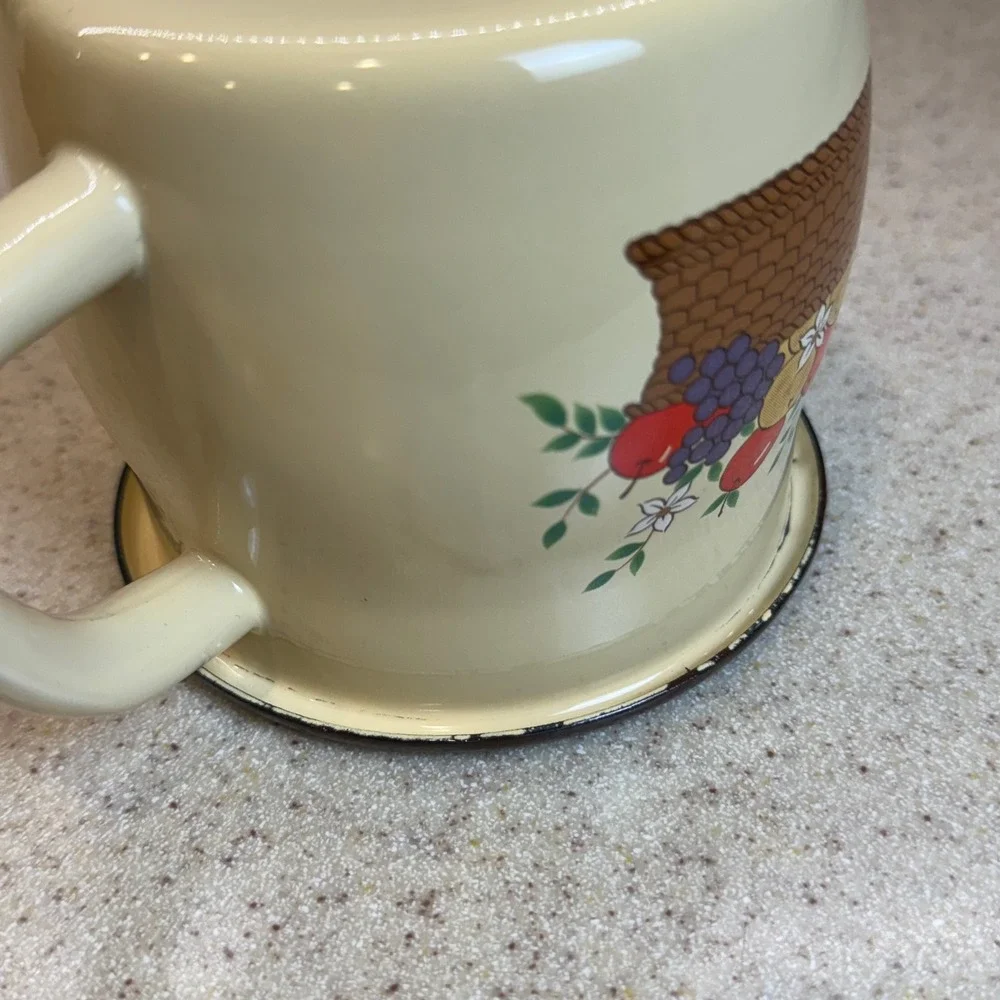 N/A vintage enamelware